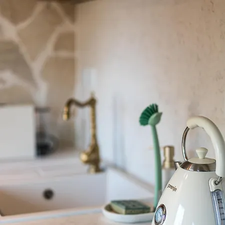 Slona, Heritage In Old Town