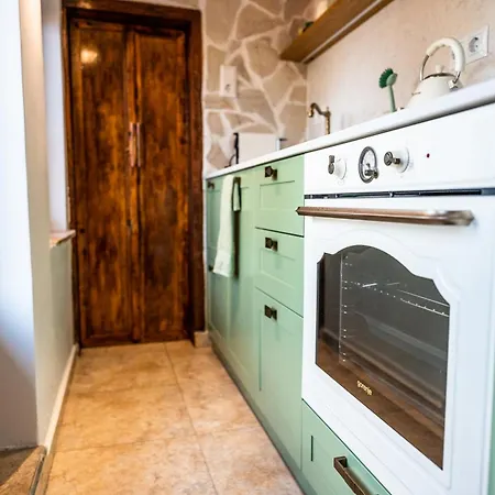 Slona, Heritage In Old Town * 普罗夫迪夫