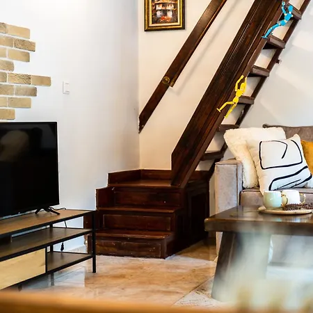 Slona, Heritage In Old Town Villa