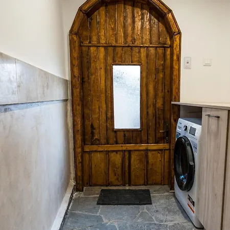 Vila Slona, Heritage In Old Town *