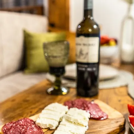 Slona, Heritage In Old Town