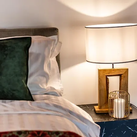 Vila Slona, Heritage In Old Town