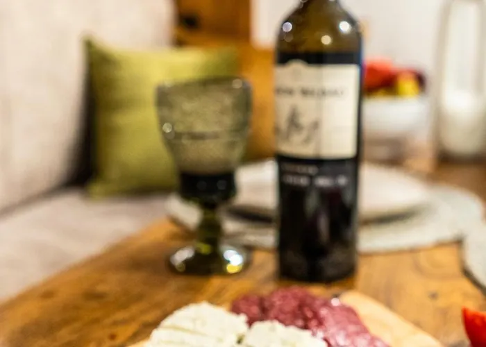 Slona, Heritage In Old Town