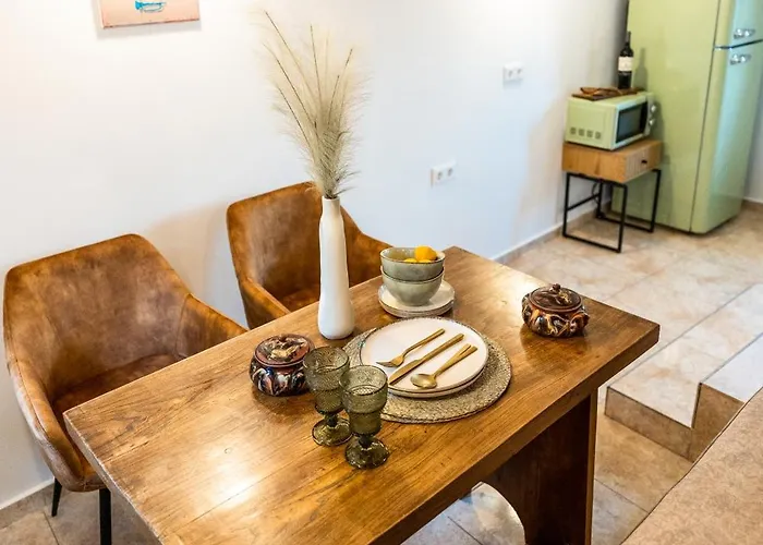 Slona, Heritage In Old Town Villa